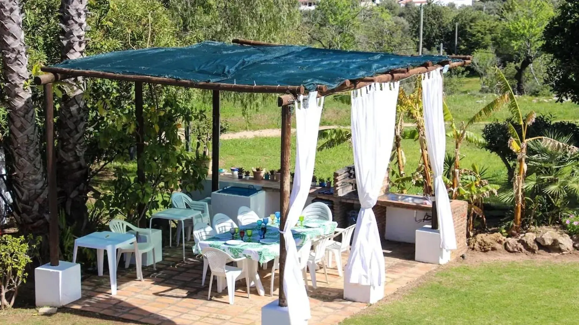 Elegant Villa In Loule With Private Pool